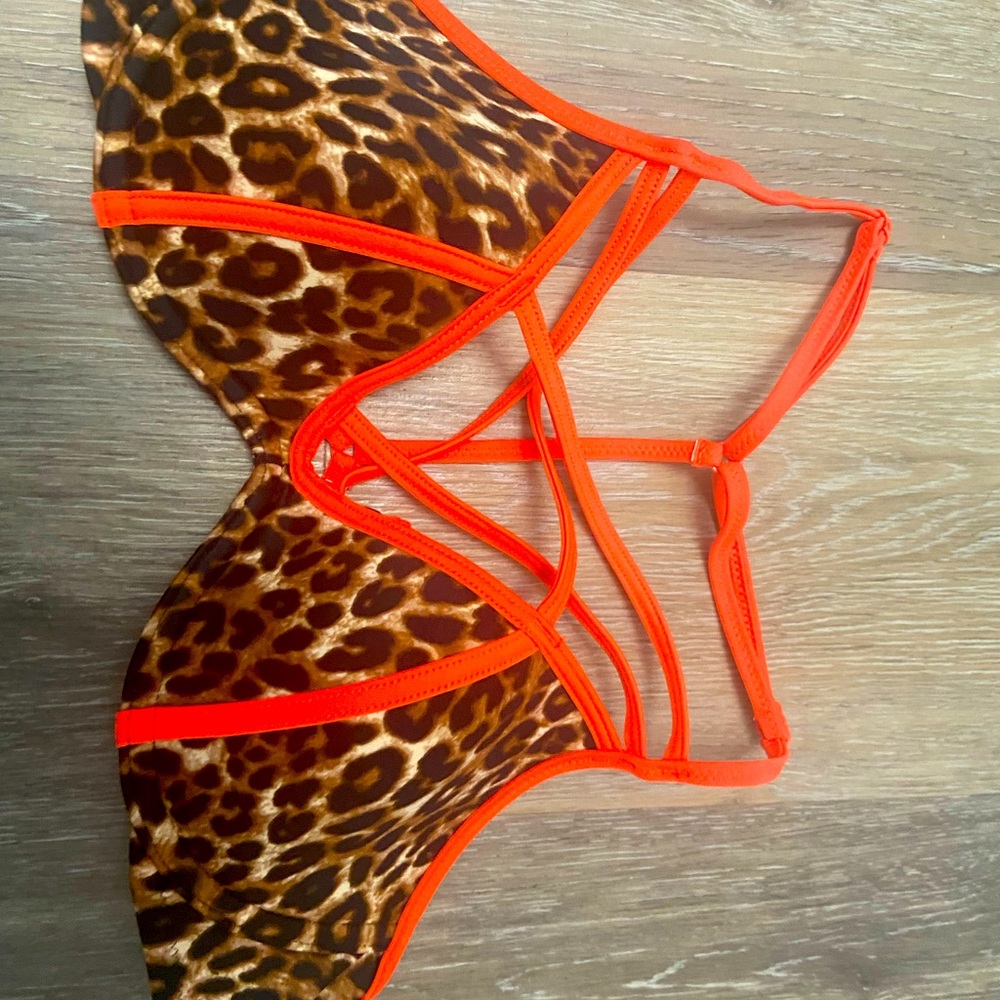 Victoria Secret swim top size S